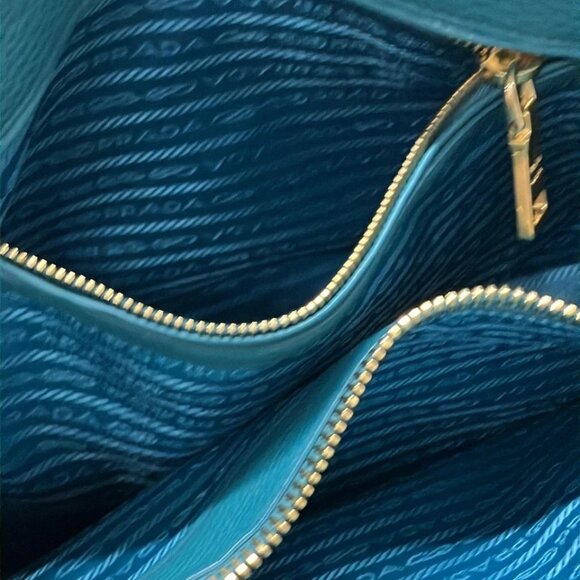 PRADA Galleria Medium Bag (Women's) Turquoise blue Leather - Handbag 733-063025 - Picture 11 of 14